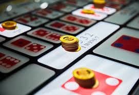Antarmuka permainan Indonesia Lottery di aplikasi mobile navitoto dengan layar tampilan nomor dan hasil undian real-time